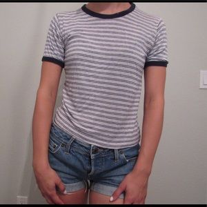 ⭐️BRANDY MELVILLE TEE⭐️